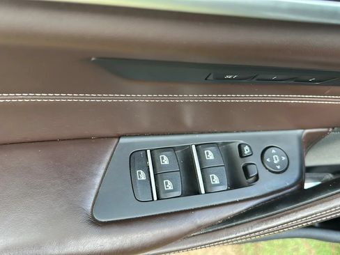 Used 2017 BMW 540i xDrive AWD/4WD image 12