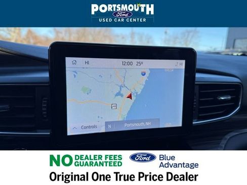 Used 2022 Ford Explorer Limited w/ Equipment Group 301A image 11