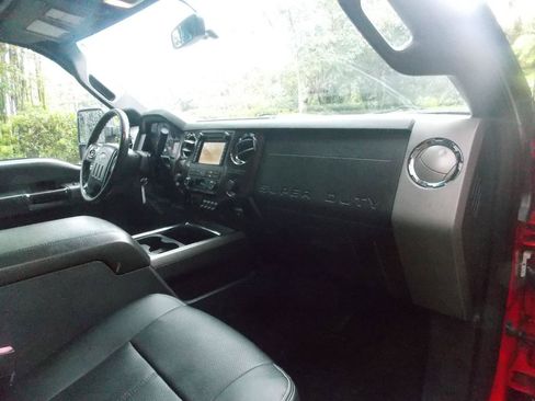 Used 2011 Ford F350 Lariat w/ Lariat Interior Pkg AWD/4WD image 4