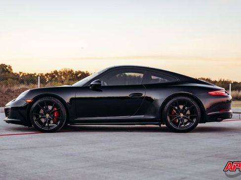 Used 2019 Porsche 911 Carrera 4S image 15