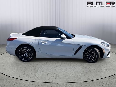 Used 2021 BMW Z4 sDrive30i RWD image 11