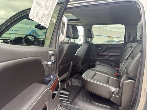 Used 2017 GMC Sierra 1500 SLT w/ SLT Premium Package AWD/4WD image 31