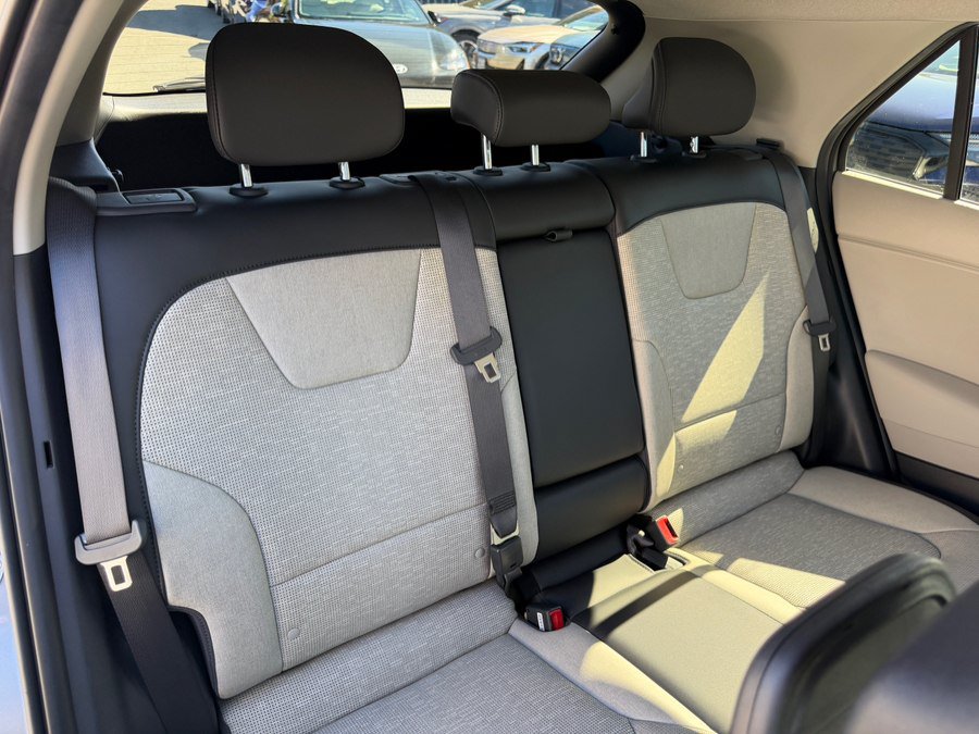 Used 2023 Kia Niro Wave w/ Wave Preserve Package FWD image 37