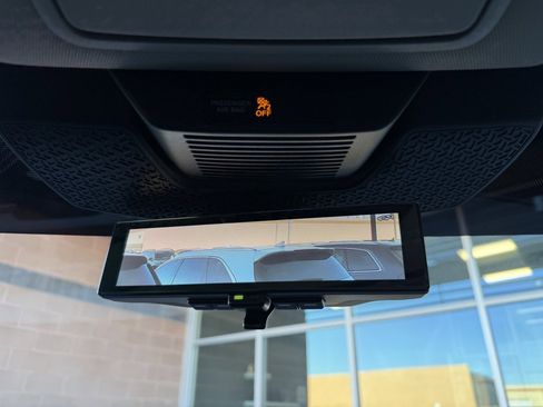 Used 2023 Nissan Ariya FWD image 24