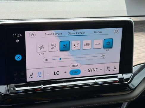New 2026 Volkswagen Atlas SEL AWD/4WD image 16