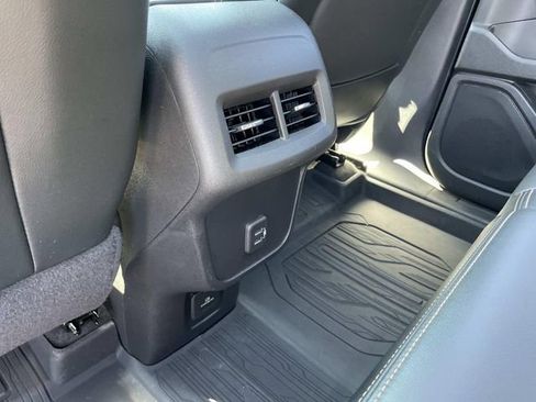 Certified 2022 GMC Terrain AT4 w/ Infotainment Package II AWD/4WD image 15