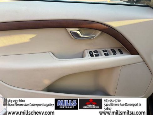 Used 2010 Volvo XC70 3.2 image 10