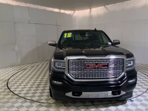 Used 2018 GMC Sierra 1500 Denali AWD/4WD image 3