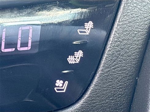 Used 2016 Cadillac CT6 Luxury image 23