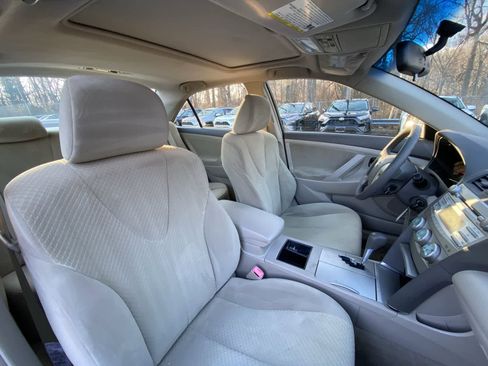 Used 2008 Toyota Camry LE image 29