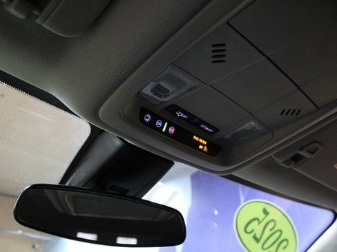 Certified 2025 Chevrolet Blazer LT image 29