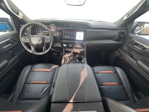 Used 2024 GMC Sierra 1500 AT4 w/ Technology Package image 12
