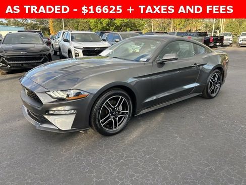 Used 2020 Ford Mustang Premium image 3