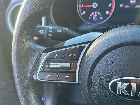 Used 2021 Kia Forte LXS image 16