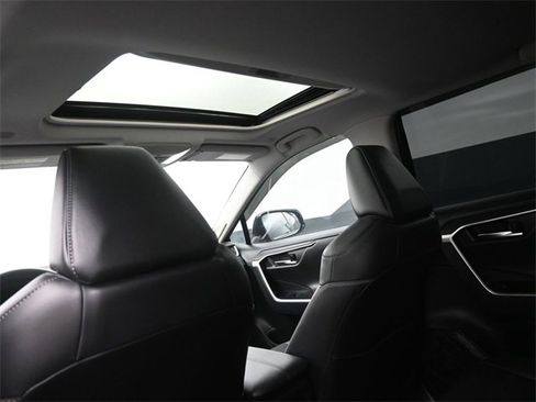 Used 2024 Toyota RAV4 Limited image 23