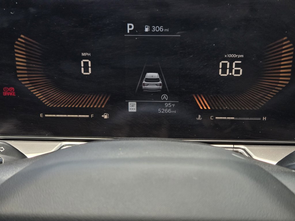New 2026 Kia Sorento LX FWD image 11