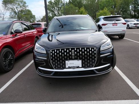 Certified 2024 Lincoln Corsair Reserve w/ Equipment Group 201A AWD/4WD image 2