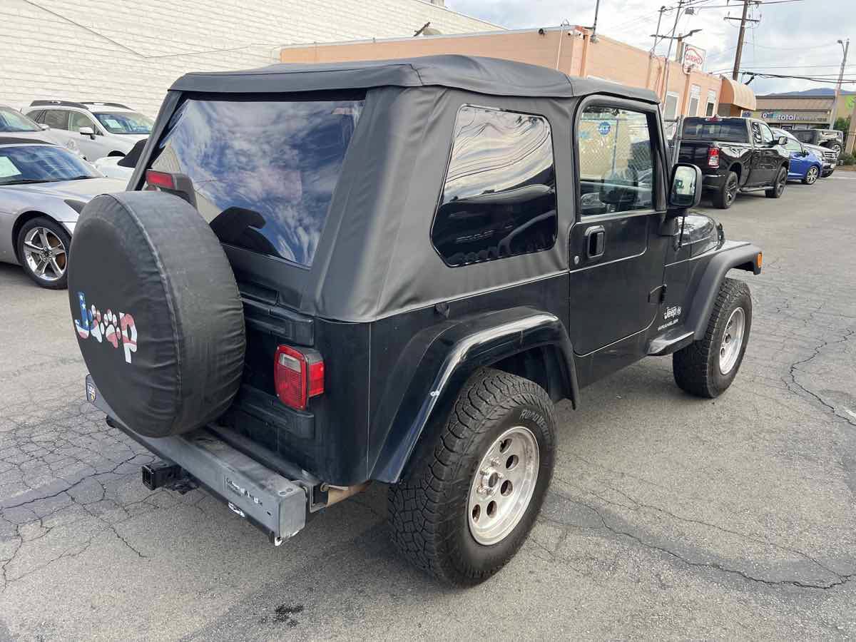Used 2006 Jeep Wrangler X w/ Jeep 65th Anniversary Edition AWD/4WD image 10