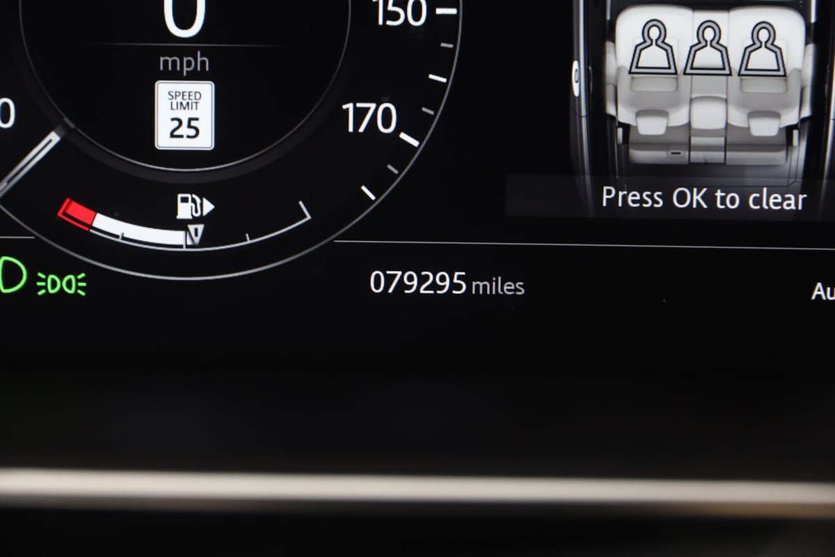 Used 2018 Land Rover Range Rover Supercharged AWD/4WD image 42