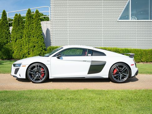 Certified 2023 Audi R8 V10 performance AWD/4WD image 20