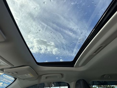 Used 2025 Ford Maverick Lobo image 54