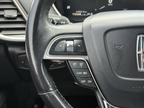 Used 2019 Lincoln Nautilus Reserve w/ Cargo Utility Package image 24