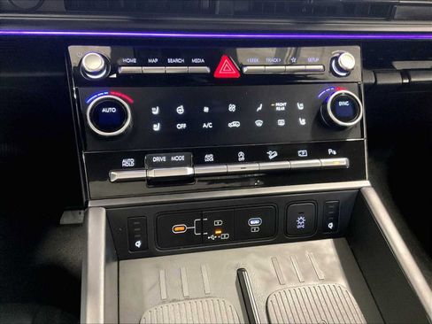 Used 2025 Hyundai Santa Fe Calligraphy image 27