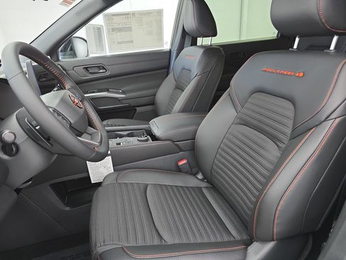 New 2026 Nissan Pathfinder Rock Creek image 16