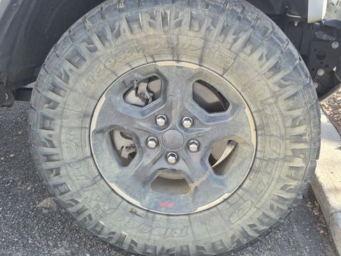 Used 2021 Jeep Gladiator Rubicon w/ LED Lighting Group image 6