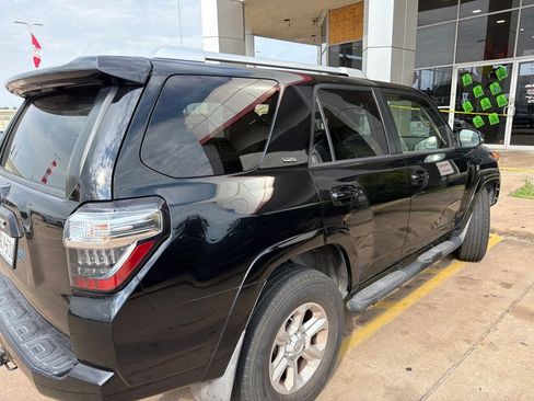 Used 2016 Toyota 4Runner SR5 Premium RWD image 3