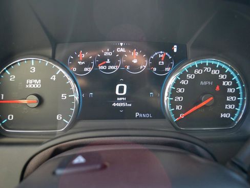 Used 2017 GMC Yukon Denali w/ Open Road Package AWD/4WD image 19