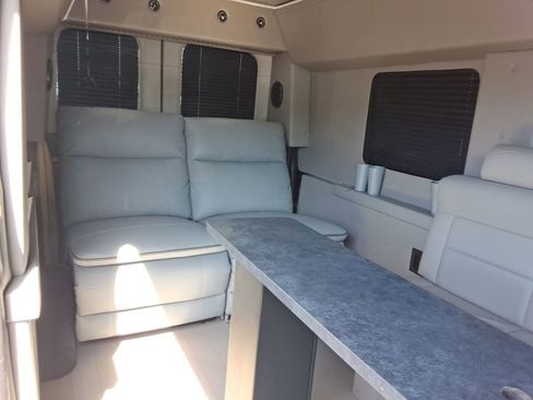 Used 2019 Ford Transit 350 XLT RWD image 16