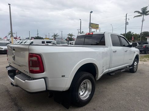 Used 2022 RAM 3500 Laramie w/ Body Color Bumper Group AWD/4WD image 6