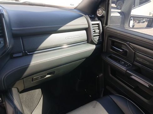 Used 2023 RAM 3500 Limited image 40