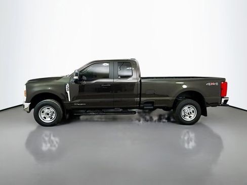 Used 2024 Ford F350 XL w/ XL Chrome Package image 4