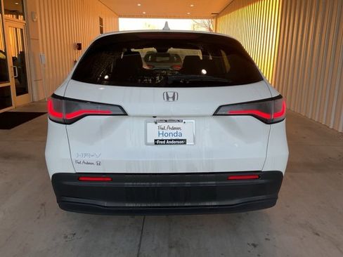 New 2026 Honda HR-V LX image 18