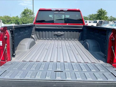 Used 2023 Chevrolet Silverado 2500 LTZ AWD/4WD image 9