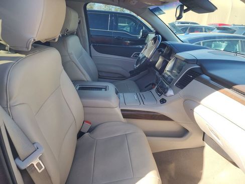 Used 2019 GMC Yukon Denali w/ Denali Ultimate Package image 12