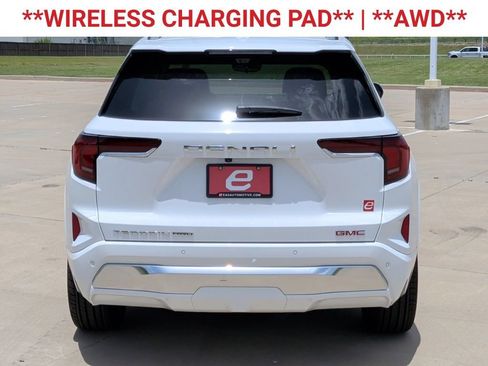 New 2026 GMC Terrain Denali w/ LPO, Floor Liner Package AWD/4WD image 7