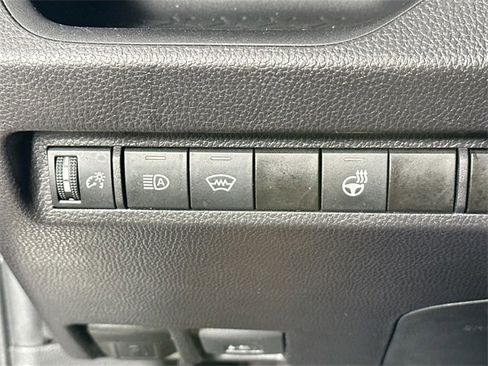 Used 2024 Toyota RAV4 XLE image 17