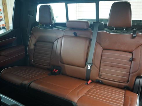 Used 2024 GMC Sierra 1500 Denali Ultimate AWD/4WD image 31