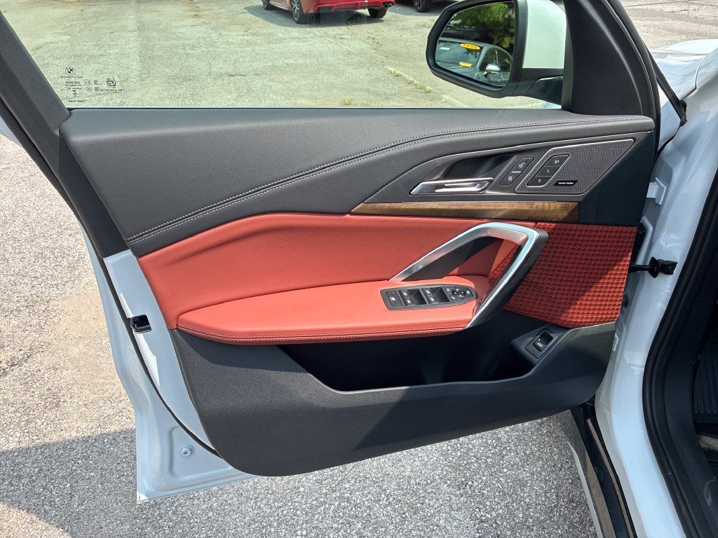 New 2027 BMW X1 xDrive28i AWD/4WD image 10
