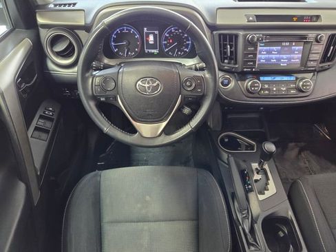 Used 2018 Toyota RAV4 XLE w/ Plus Extra Value Package AWD/4WD image 13