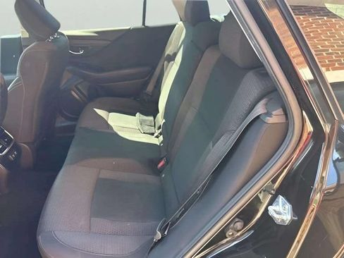 Used 2022 Subaru Outback Premium AWD/4WD image 10