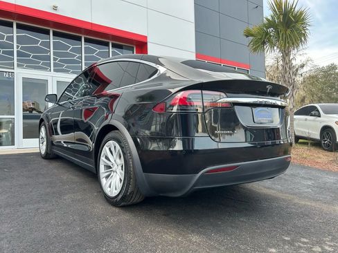 Used 2016 Tesla Model X 90D AWD/4WD image 8