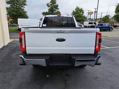 New 2026 Ford F250 Lariat w/ FX4 Off-Road Package image 5