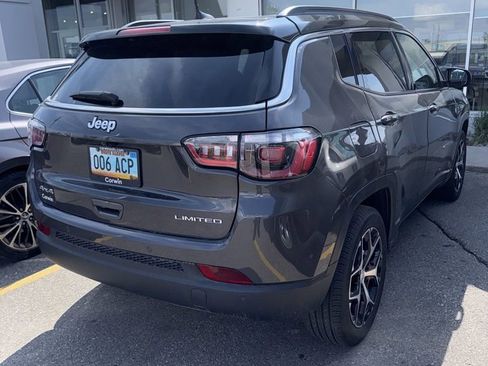 Used 2024 Jeep Compass Limited AWD/4WD image 2