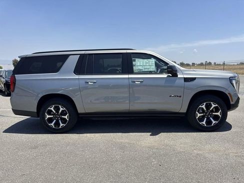 New 2026 GMC Yukon XL AT4 w/ AT4 Premium Plus Package AWD/4WD image 3
