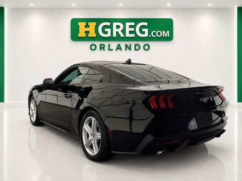 Used 2026 Ford Mustang Coupe RWD image 2