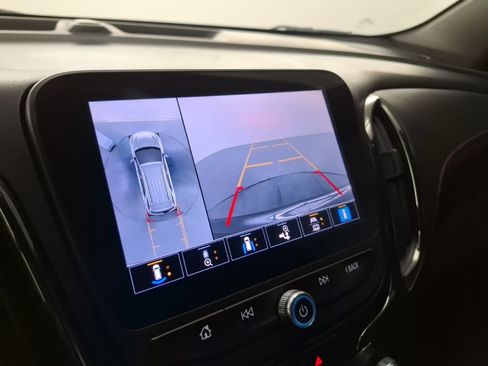 Used 2022 Chevrolet Equinox RS w/ Infotainment Package FWD image 24